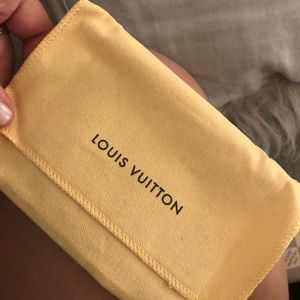 Louis Vuitton Key Pouch Damier Ebene